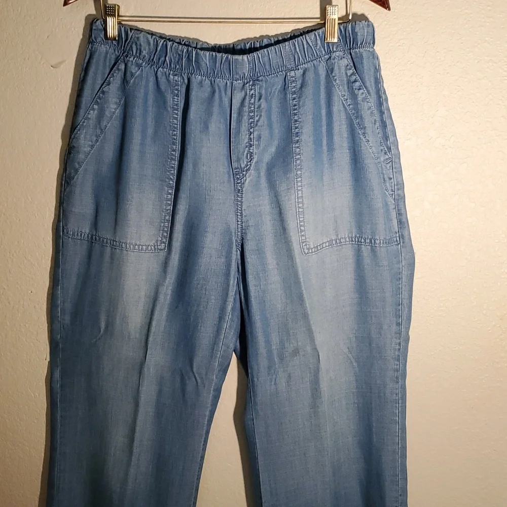 🦋PLATINUM LIGHTWEIGHT DENIM CAPRI PANTS SIZE 1 R (8) - Picture 1 of 10